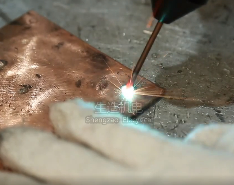 香蕉视频HD在线观看紫铜修复